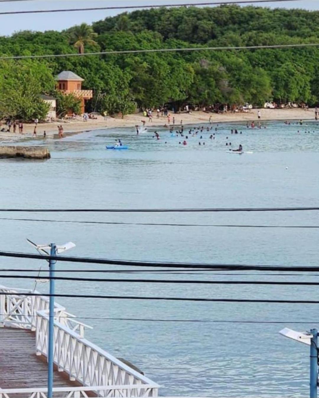 The Seaside Garden Guesthouse Buccoo Экстерьер фото
